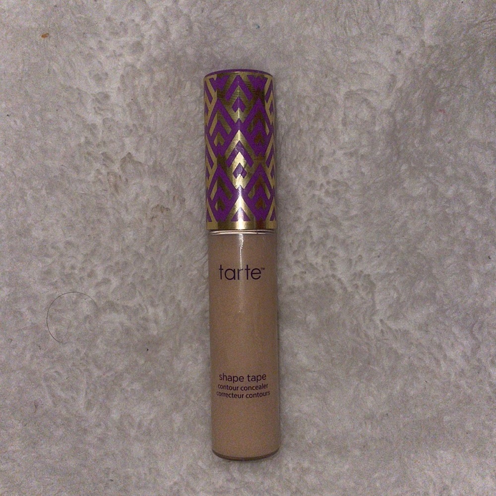 tarts shape tape concealer ( never used )